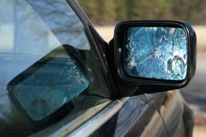 broken sideview mirror